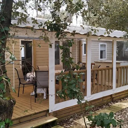 Mobil-home Confortable - 6 Pers. - Api-1-52-2867 Campsite *
